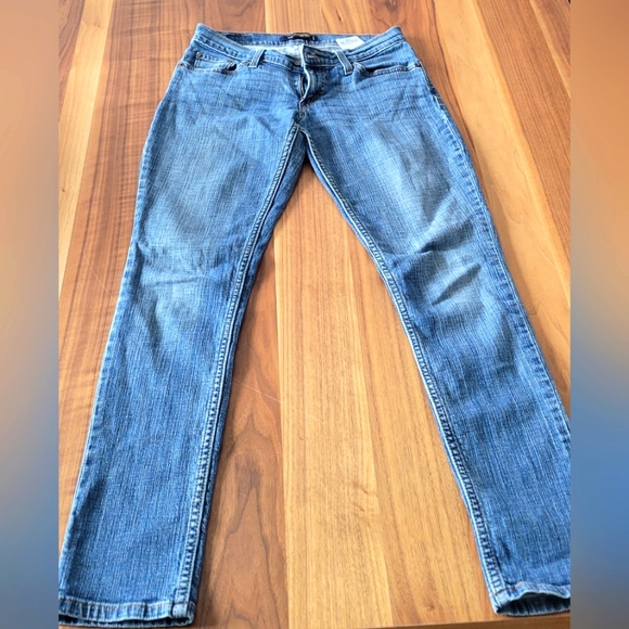 Levi's Too Superlow Jeans size 5 S/C - Picture 1 of 8